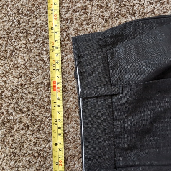 Aritzia Black Women's Shorts - Picture 4 of 9